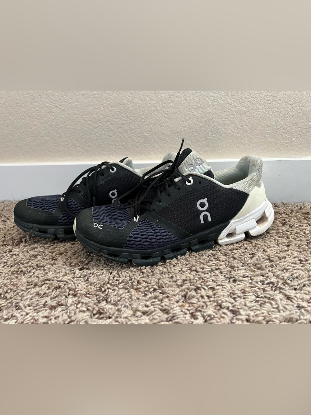 ON Cloud Run Tennis Shoes
